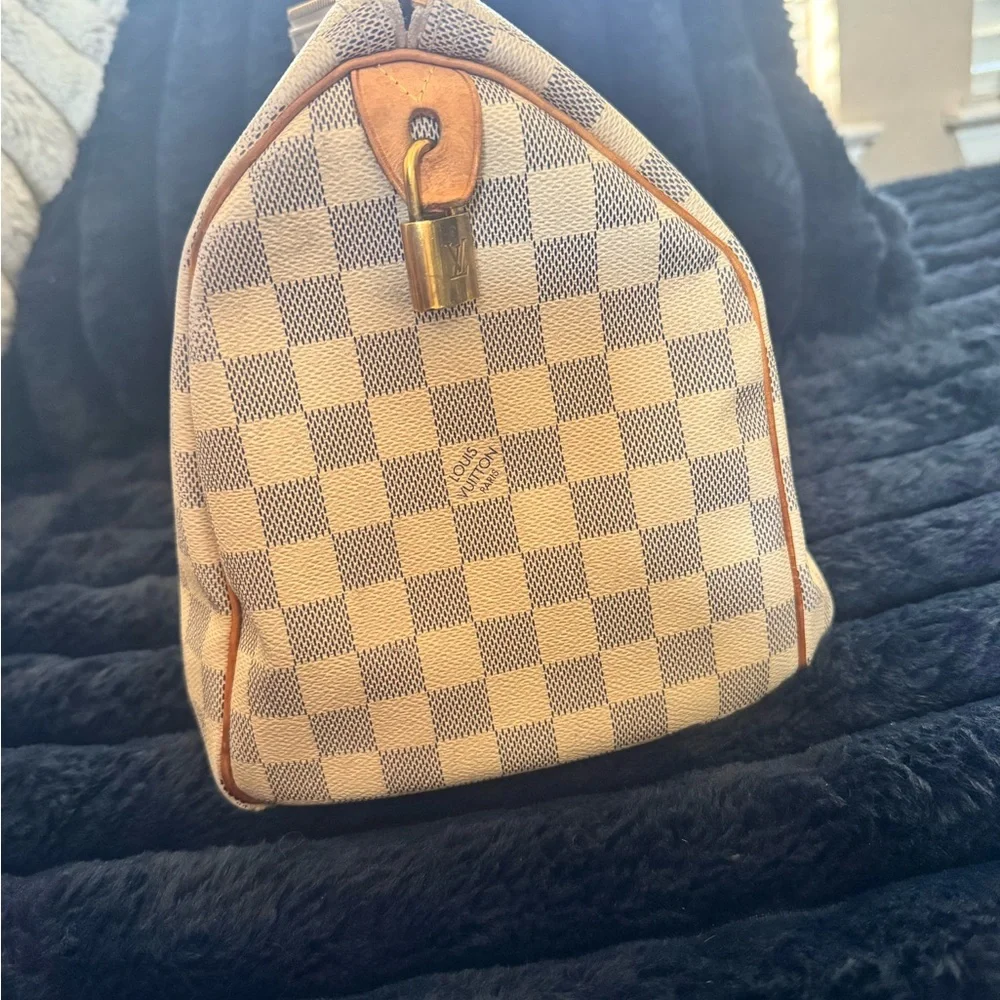 Louis Vuitton Damier Azur Speedy 30